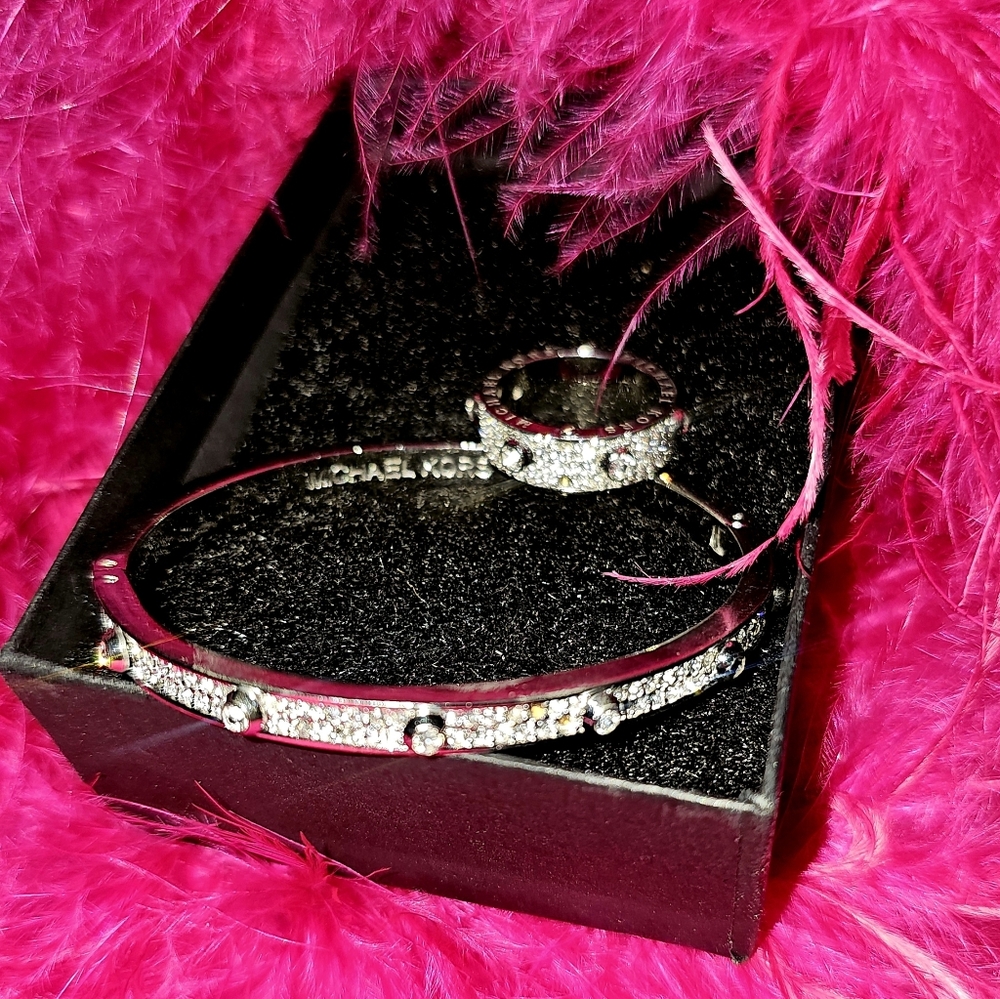 Michael Kors Heritage Astor Pave Hinge Bangle Bracelet MKJ3268040 and Ring
